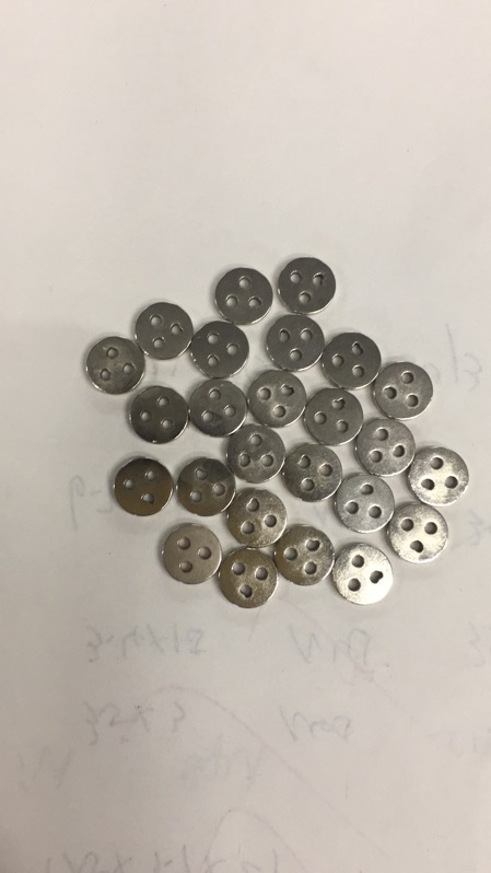 梅花孔圆形磁铁