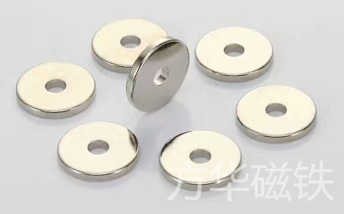 异形磁铁出现锈斑的原因及避免方法