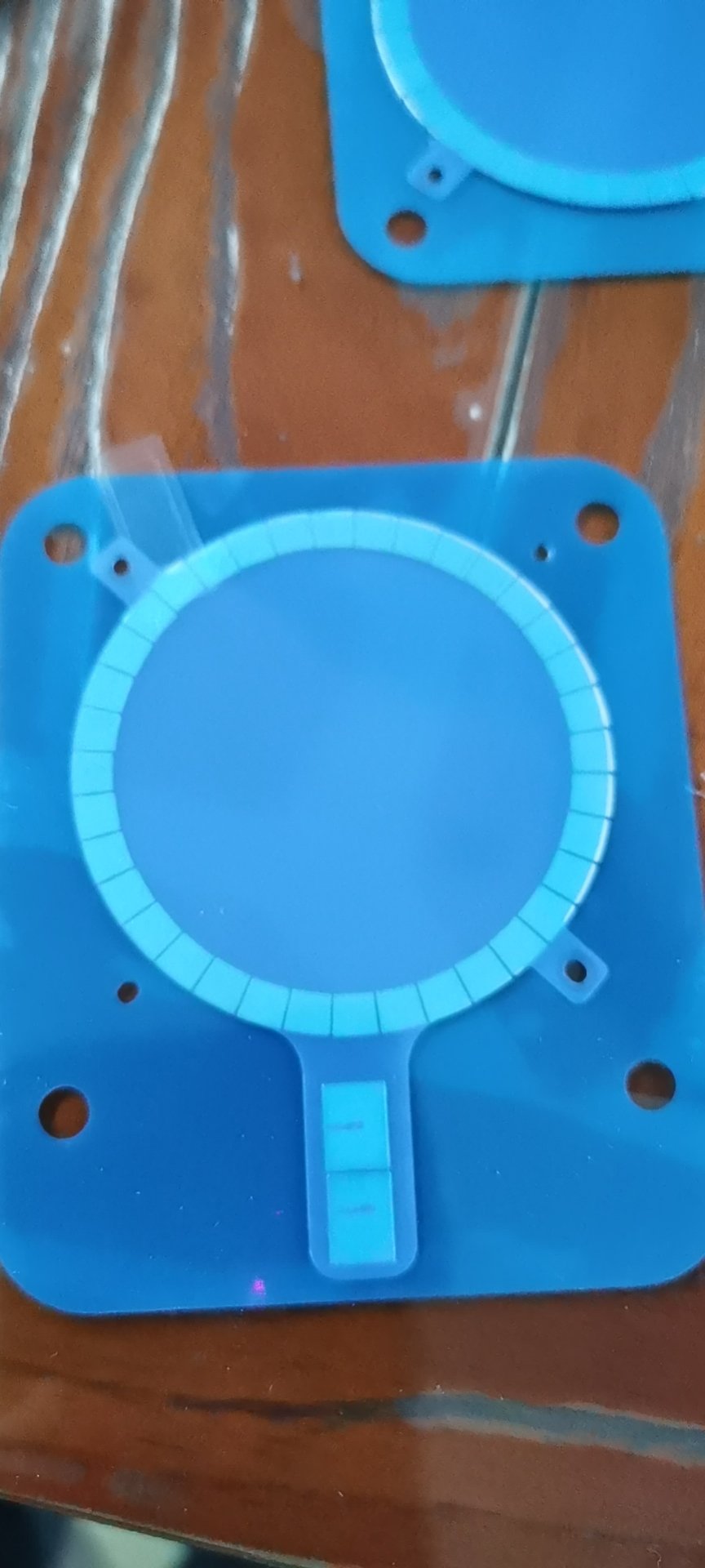 手机壳无线充磁铁